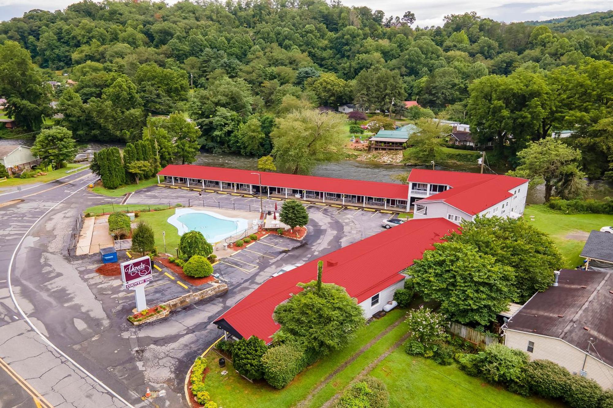 Lloyd'S On The River Country Inn By Oyo Bryson City Exterior foto