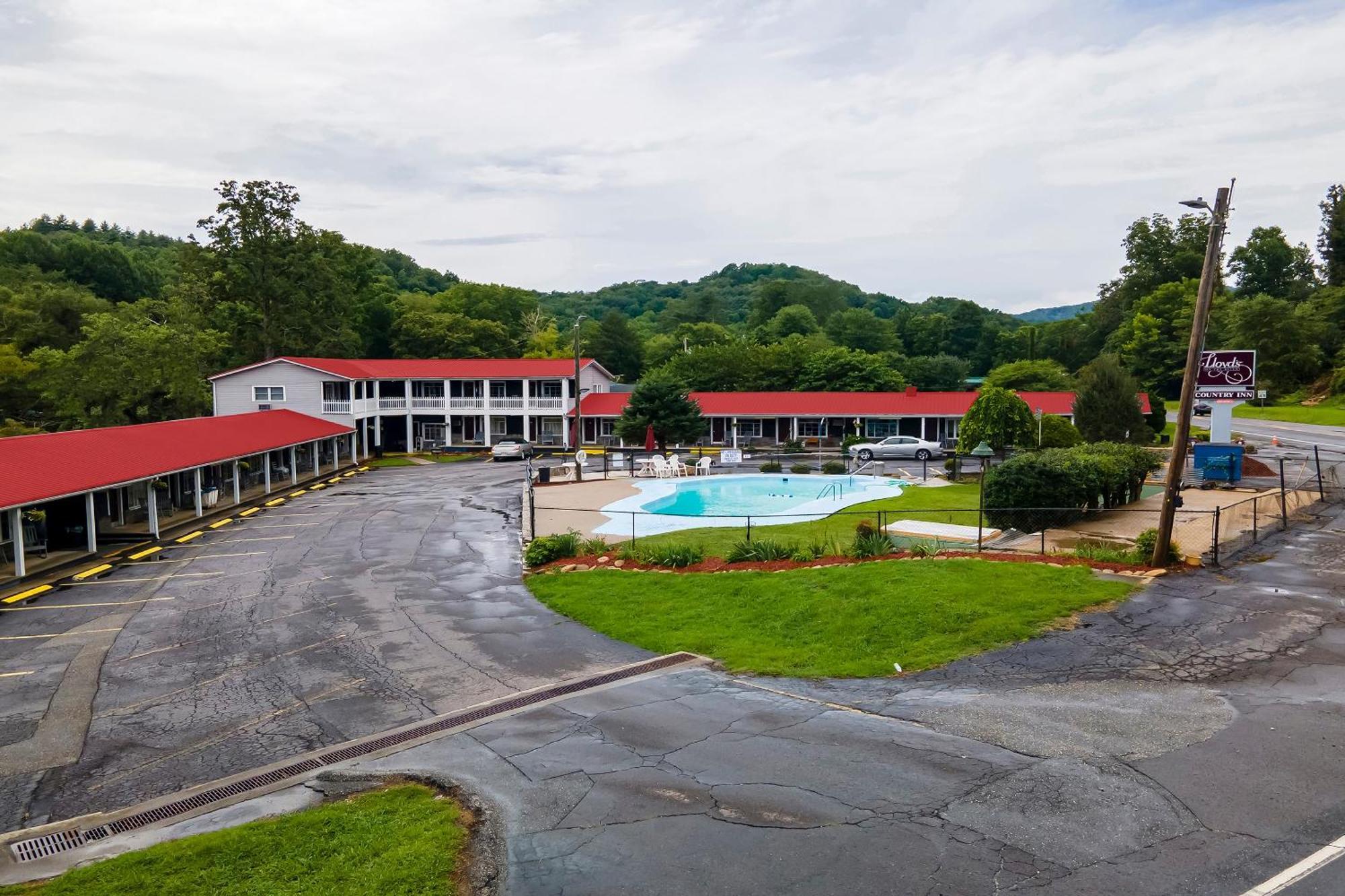 Lloyd'S On The River Country Inn By Oyo Bryson City Exterior foto